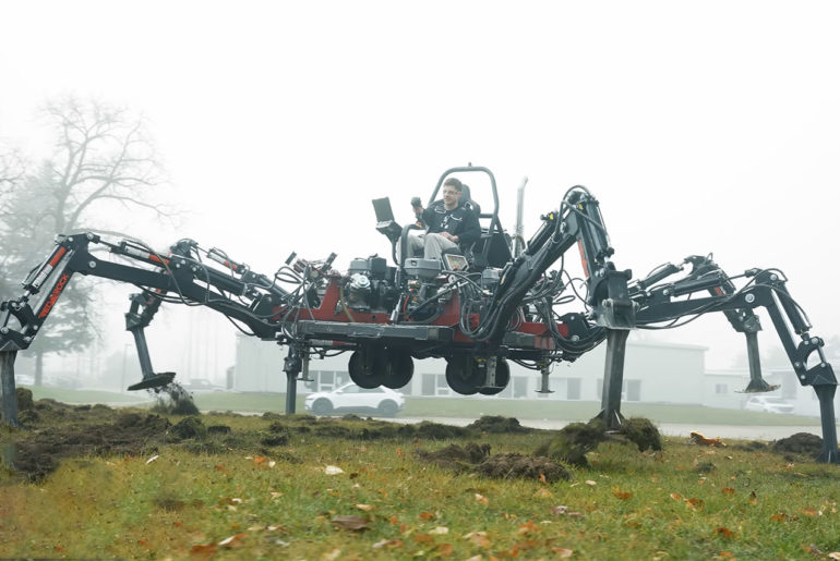 Hacksmith Real Spider-Mech Robot