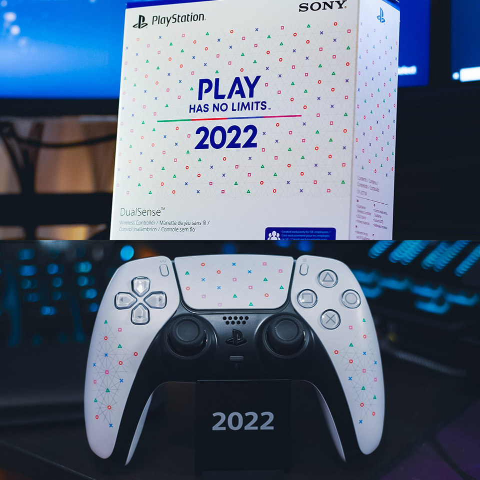 Sony Employees Custom PlayStation 5 DualSense Controller Holidays